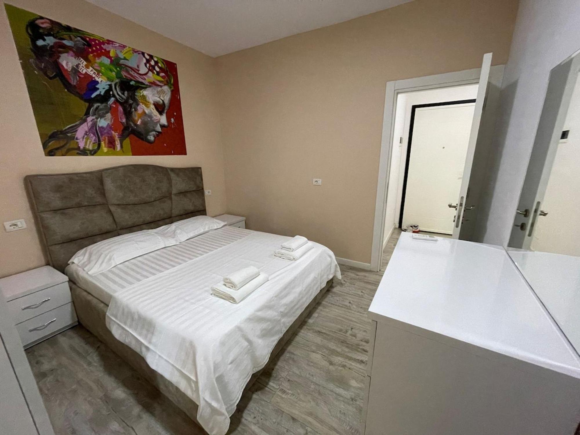 Boutique 3 - Cozy 1-bedroom Appartement Tirana